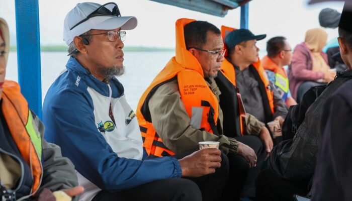 Arungi Segara Anakan, Sekda Jateng Napak Tilas Perjuangan Guru Muchtar