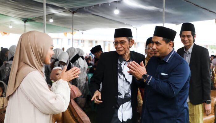 Gus Yasin Salurkan Bisyarah, Bukti Nyata Apresiasi Hafiz di Jateng
