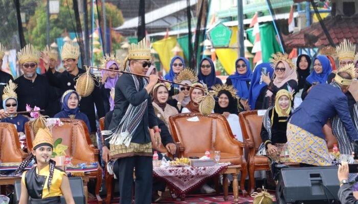 Kirab Gunungan HUT Ke-451: Simbol Syukur dan Solidaritas Pemalang