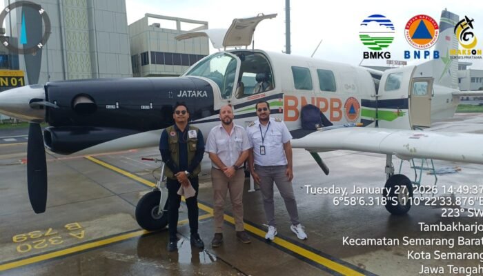 Satu Ton Garam “Hujani” Laut Jawa: Mitigasi Cuaca Ekstrem di Jateng