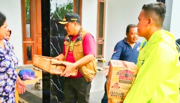 Sungai Comal Meluap, Pemkab Pemalang Gerak Cepat Salurkan Logistik