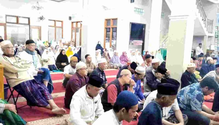 PRM Dukuhturi Cabang Bumiayu Teguhkan Peran Masjid Lewat Kajian Rutin Ahad Pagi
