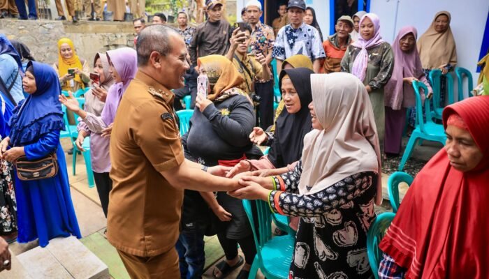 Gubernur Jateng Serahkan 36 Hunian Tahan Gempa bagi Korban Tanah Gerak Banjarnegara