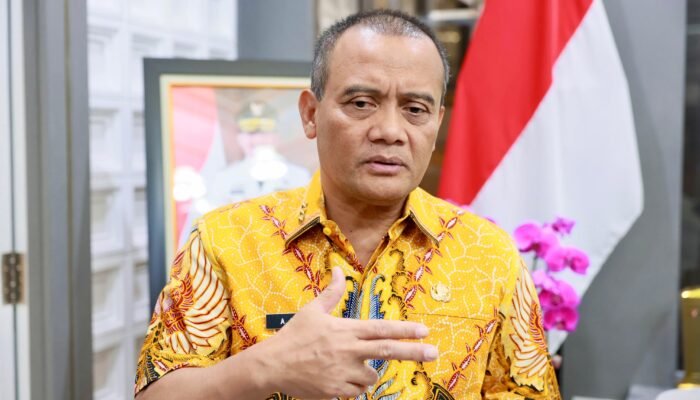 Lawan Premanisme Jalanan, Gubernur Jateng Instruksikan Sikat Habis ‘Debt Collector’ Intimidatif