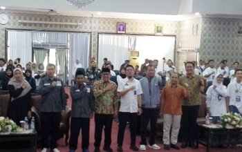 Anggota Komisi IX DPR RI dari Fraksi PKS Sosialisasikan MBG Pada Pelajar SMA Di Kabupaten Kendal