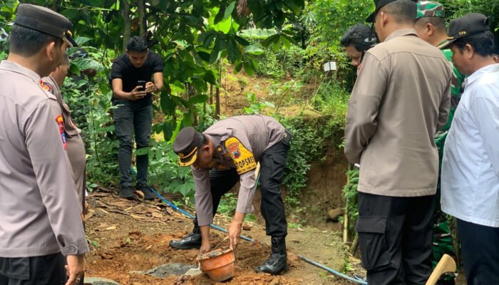 Peletakan Batu Pertama Tandai Pelaksanaan Pembangunan Jembatan Presisi Di Desa Sidodadi