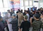 Bupati Anom Sambut Kepulangan Rombongan Perantau Batam