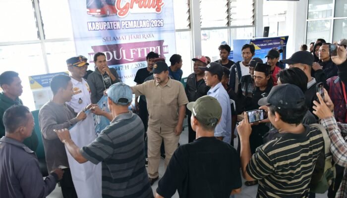 Bupati Anom Sambut Kepulangan Rombongan Perantau Batam