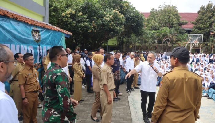 Dandim 0711/ Pemalang Dampingi Menko Pangan Pantau Kesiapan Program MBG di Pemalang