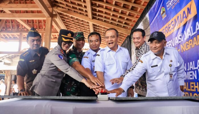 Gubernur Jateng Resmikan Jalan Ruas Kuwu-Galeh-Ngrampala, Jalur Logistik Sragen Kini Mulus