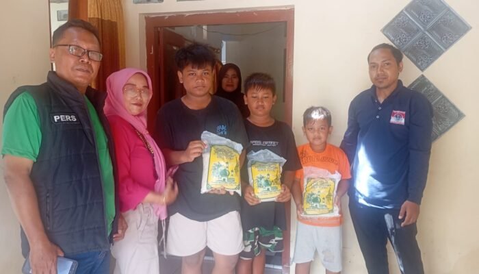 Sentuhan Kasih IWOI Pemalang: Salurkan Zakat Fitrah bagi Anak Yatim