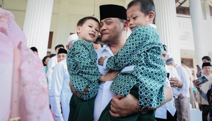 Lebaran Inklusif: Ahmad Luthfi Pilih Rayakan Idulfitri Bersama Anak Panti dan Difabel