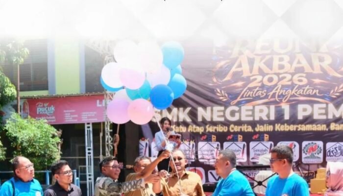 Lepas Balon ke Udara, Bupati Anom Resmikan Yayasan Ika Setia Pemalang