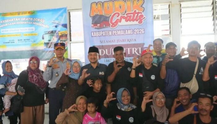 Bupati Anom Sambut Hangat Kepulangan 49 Pemudik Gratis Asal Batam