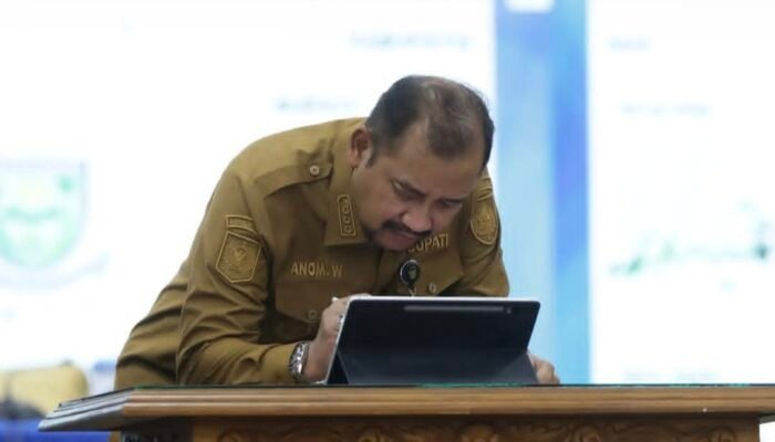 Sinergi Lawan Korupsi, Pimpinan Daerah Pemalang Teken Pakta Integritas Bersama KPK