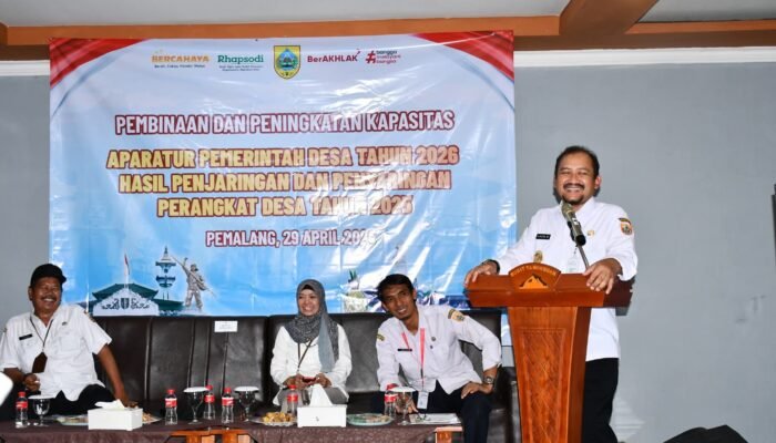 Bupati Anom Gembleng Integritas Ratusan Perangkat Desa Baru di Bukit Tangkeban