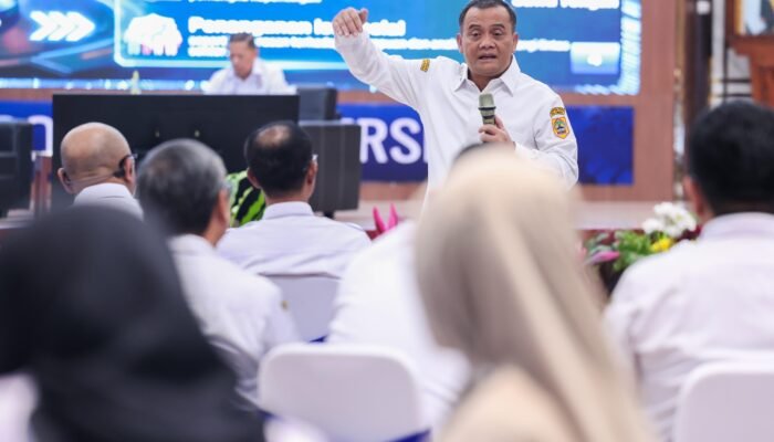 Gubernur Ahmad Luthfi: ASN Bukan Tukang Administrasi, Tapi Solusi!