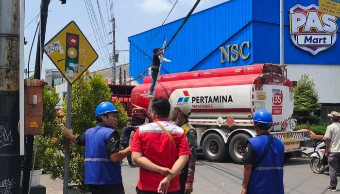 Sikat Kabel Semrawut, DPUPR Pemalang Tata Ulang Jaringan FO di Kawasan Alun-Alun