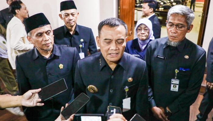 Ahmad Luthfi Gandeng Buruh, Pastikan May Day di Jateng Berlangsung Damai