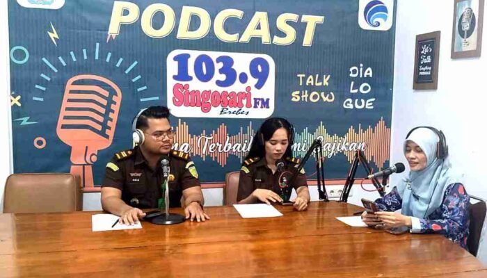 Kejaksaan Negeri Brebes Menyapa: Pentingnya Pengawasan Media Sosial Anak di Era Digital