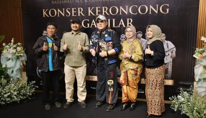 Anom Widiyantoro Sabet Penghargaan Penggerak Keroncong Nasional