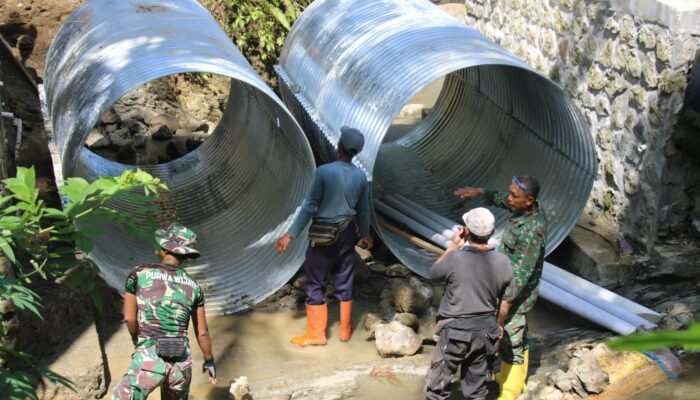 Akses Desa Terbuka, Jembatan Armco TMMD Purbalingga Mulai Terpasang