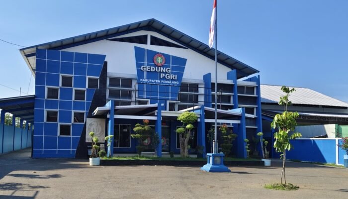 Mutasi Jauh Bikin Guru Menangis, PGRI Pemalang: SK Bupati Final, Mohon Bersabar!
