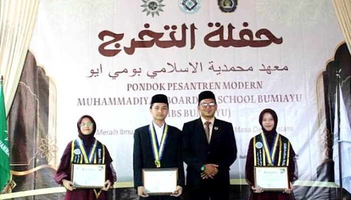 Hafalan 30 Juz hingga Prestasi Akademik, Lulusan MBS Bumiayu Angkatan III Tingkat SMA Tuai Apresiasi