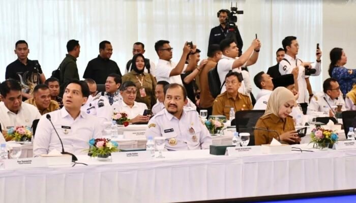 Bupati Pemalang dan AHY Bahas Solusi Permanen Rob di Pantura