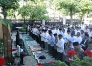 Momen Hangat Prabowo Salat Iduladha Bersama Diaspora Indonesia di Paris