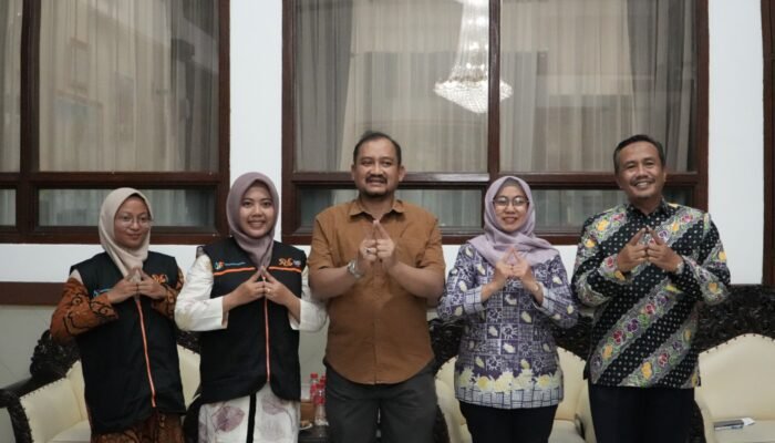 Bupati Pemalang Jadi Responden Pertama Sensus Ekonomi 2026