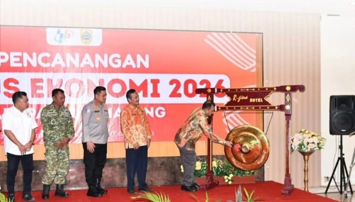 Bupati Anom Widiyantoro Tabuh Gong Sensus Ekonomi 2026 Pemalang, Kawal Era Bisnis Digital