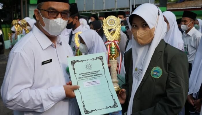 Sempat Salah Jurusan di MAN Pemalang, Alifiyah Hamidah Kini Sabet Gelar Duta Sastra Indonesia