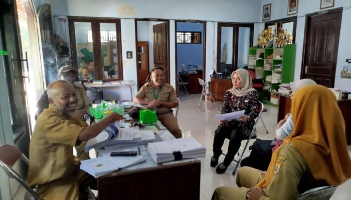 Camat Comal Gerak Cepat Selamatkan Nasib Anak Korban Sosial Razia Warung Marimas