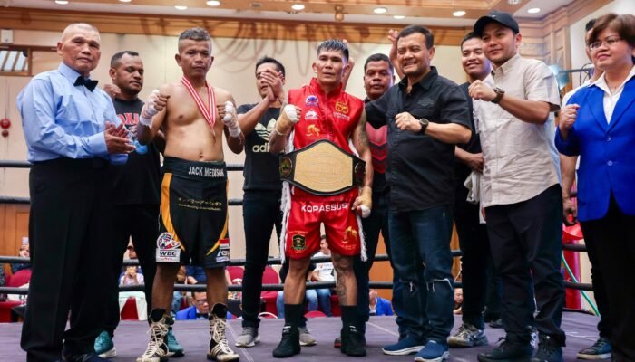 Tinju Jateng Bangkit! Ahmad Luthfi Lepas Kejurnas di Solo