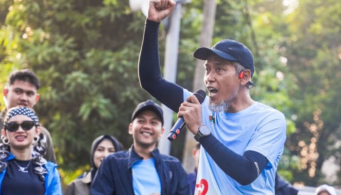 Lautan Manusia di Manahan, Ribuan Insan Koperasi Jateng Serukan Kebangkitan Ekonomi Lewat Runwalk UMKM