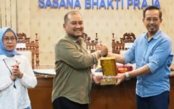 Sambut Mahasiswa dari 7 Negara, Bupati Pemalang Dorong Diplomasi Budaya Tingkat Global