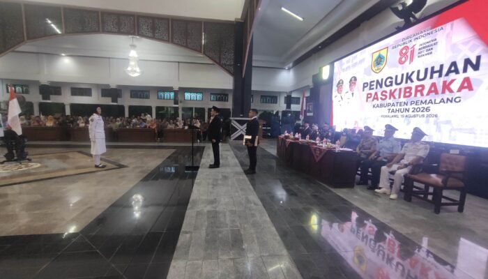 Kasdim 0711/Pemalang Hadiri Pengukuhan Paskibraka HUT Ke-81 RI