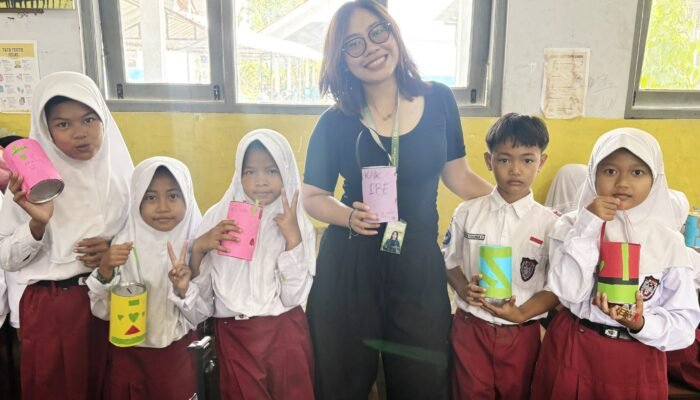 Mahasiswa KKN Undip Tanam Kebiasaan Menabung Anak Desa Gandu