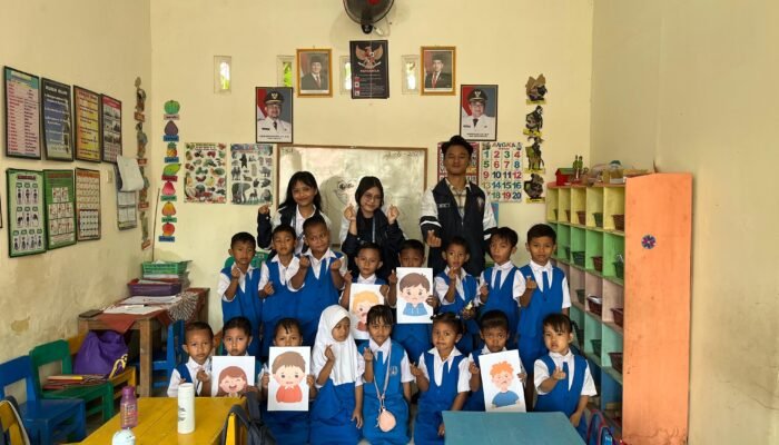 Inovasi KKN Undip: Sulap TK PGRI di Desa Gedeg Jadi Ruang Ceria Belajar Kelola Emosi Anak