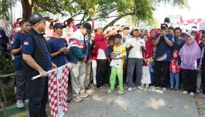 Plt. Bupati Pemalang Lepas Jalan Sehat Wanarejan Selatan Bertabur Hadiah