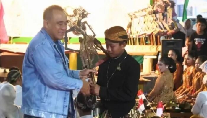 Ketika Dalang Cilik Guncang Pemalang, Plt. Bupati Pemalang KatakanJurnalisme dan Budaya Menyatu untuk Pemalang Maju.