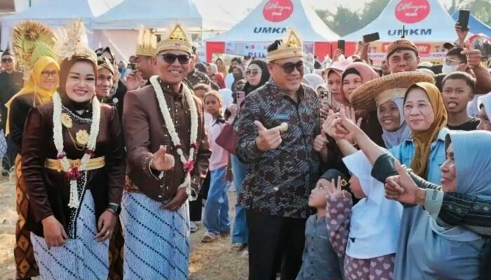 Sukses Digelar! Ribuan Warga Padati Festival Budaya Slumpring 2026 di Cibuyur
