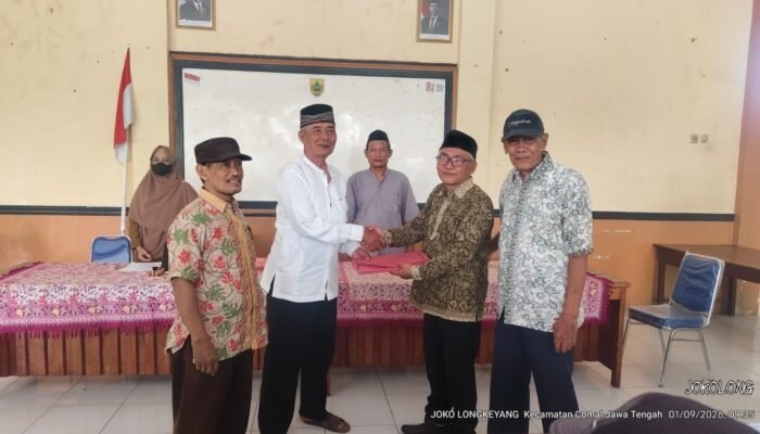 Diiringi Lantunan Sholawat, Panji Busono Resmi Daftar Pilkades Gintung Pemalang