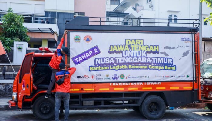 Bukti Nyata Solidaritas! Pemprov Jateng Kirim Lima Truk Logistik Susulan untuk Korban Gempa NTT