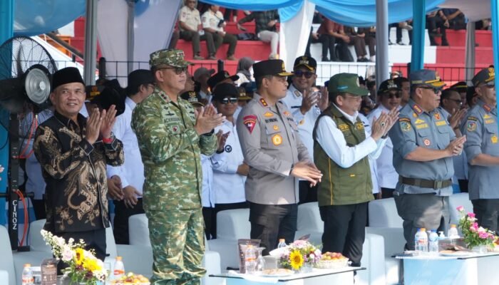 Ribuan Satlinmas Kepung Wujil, Pangdam IV/Diponegoro Perkuat Benteng Kedaulatan Jateng