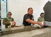 Pangdam IV/Diponegoro Ziarah Makam Pangeran Diponegoro di Makassar