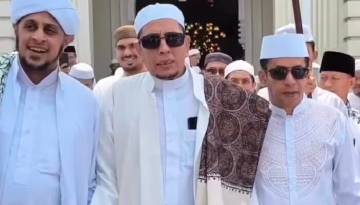 Rizal Bawazier Hadiri Maulid Nabi di Pekalongan, Doakan Habib Idrus Selalu Sehat
