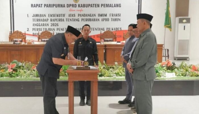 Paripurna DPRD Pemalang Sahkan Perubahan Perda BPD dan Kades