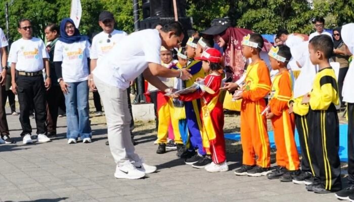 Wakil Ketua DPRD Pemalang Aris Ismail hadiri Festival Sayang Anak